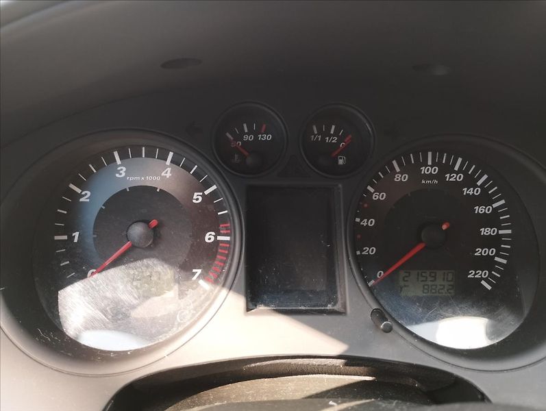 Seat Cordoba 1,4 - fotka 11 z 14