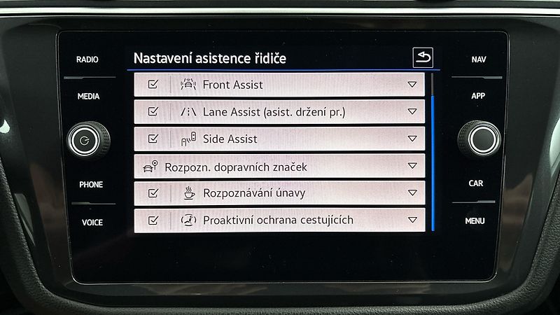 Volkswagen Tiguan Allspace 2.0 TDI DSG 4MOTION R-Line - fotka 27 z 30