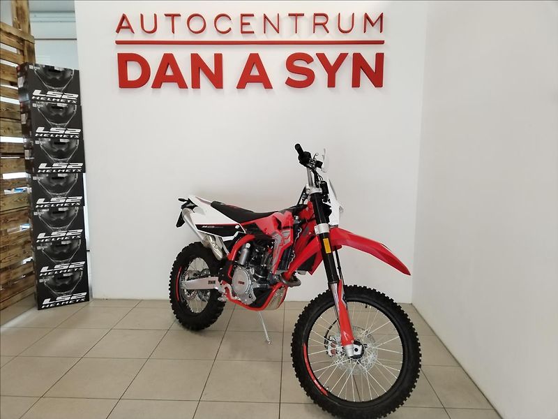 SWM (2026) RS 300 R   0,3 - fotka 2 z 14
