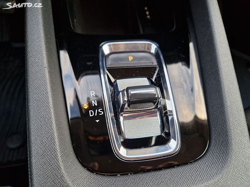 Škoda Octavia (2021) 2.0 TDI, DSG, CZ, DPH - fotka 22 z 22