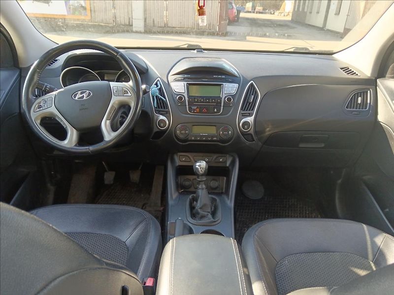 Hyundai ix35 2,0 CRDi - fotka 15 z 23