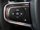 Volvo XC40 2,0 D4 AWD MOMENTUM CZ - náhled 18
