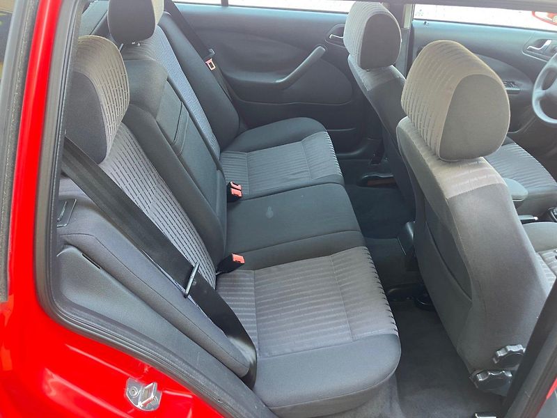Škoda Octavia 	1,9TDi (74kW) 4x4*KLIMATIZACE - fotka 8 z 14