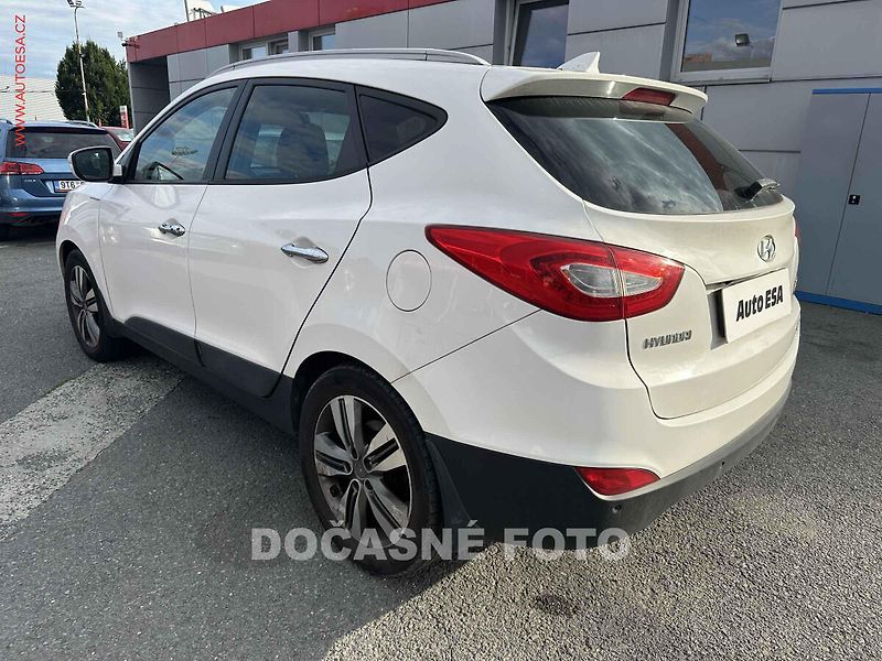 Hyundai ix35 (2014) 2.0 CRDi 4x4, 2.maj,ČR - fotka 2 z 3