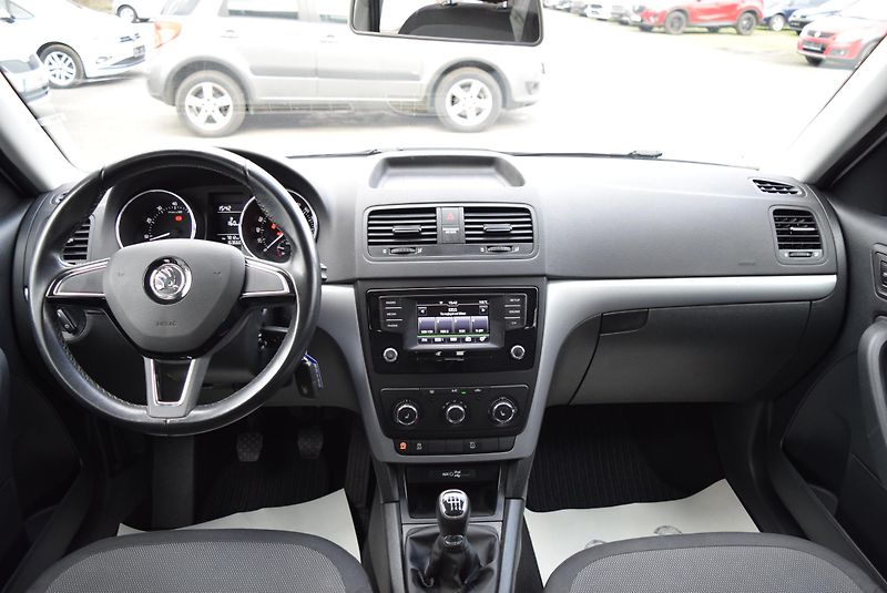Škoda Yeti (2017) 1.2TSI 81kw ACTIVE OPS KLIMA  - fotka 17 z 41