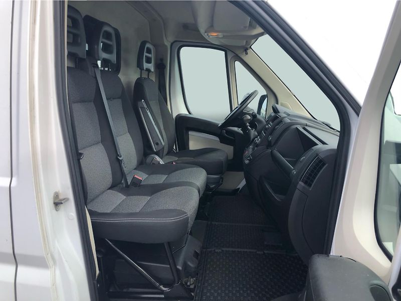 Fiat Ducato 2,3 JTD L4H2 - fotka 12 z 29