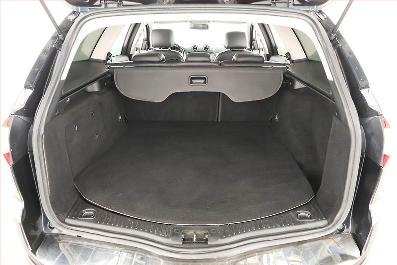 Ford Mondeo (2012) 2.0 TDCi, Navi, Tempomat - fotka 15 z 16