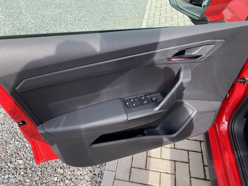 Seat Arona 1.0i 66kW- XPERIENCE- 28 500KM - fotka 13 z 40