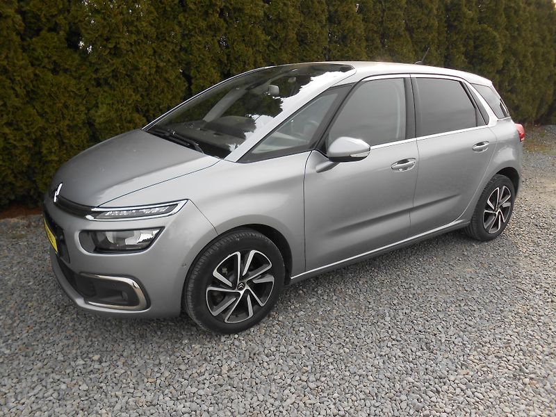 Citroën SpaceTourer 1.6HDi,NAVI, Tažné, Automat!! - fotka 32 z 45