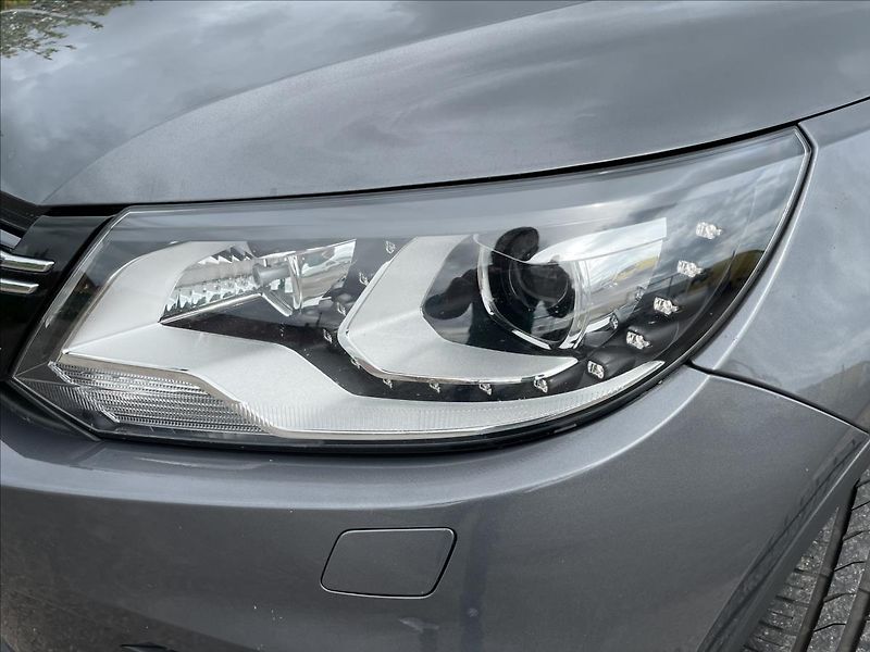 Volkswagen Tiguan 2,0 TDi ROZVODY KLIMA 2xKOLA - fotka 46 z 48