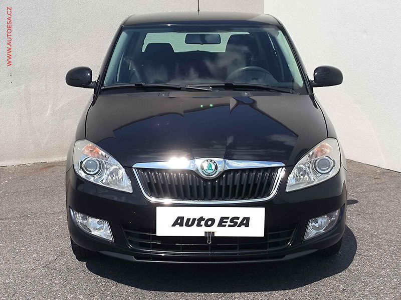 Škoda Fabia (2011) 1.2 TSI, Ambition - fotka 2 z 16