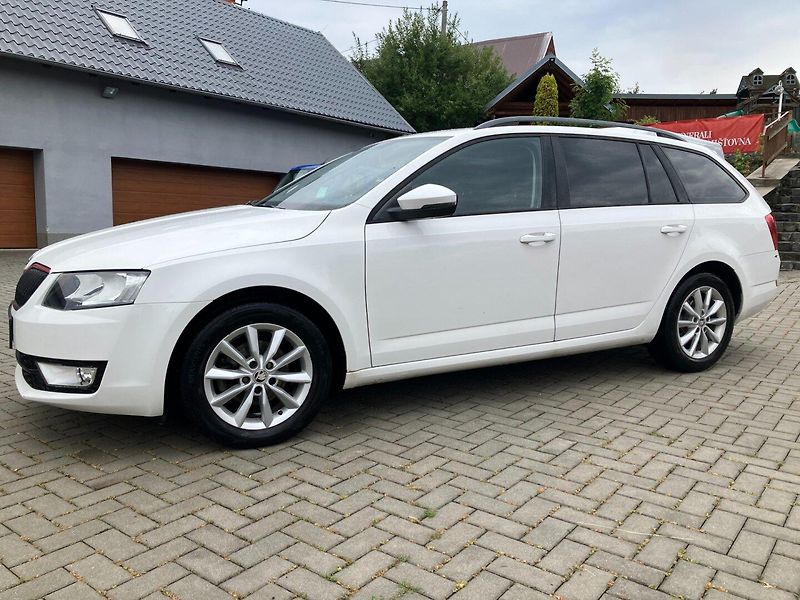 Škoda Octavia (2015) 1.6TDI 81kW VÝHŘEV SED TAŽNÉ - fotka 10 z 23