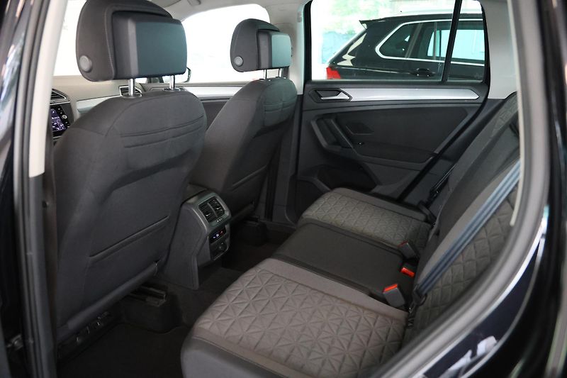 Volkswagen Tiguan (2023) 2.0TDI Navi LED Tažné LED - fotka 14 z 24