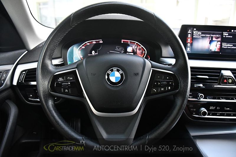 BMW Řada 5 518d ČR 1.M CARPLAY - fotka 26 z 54