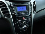 Hyundai i30 (2016) 1.6 MPI, Serv.kniha, Tempomat - náhled 17