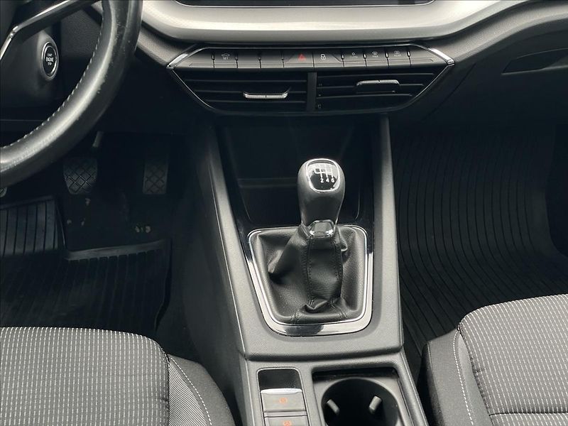 Škoda Octavia 2,0 TDI Combi Ambition Plus - fotka 13 z 22