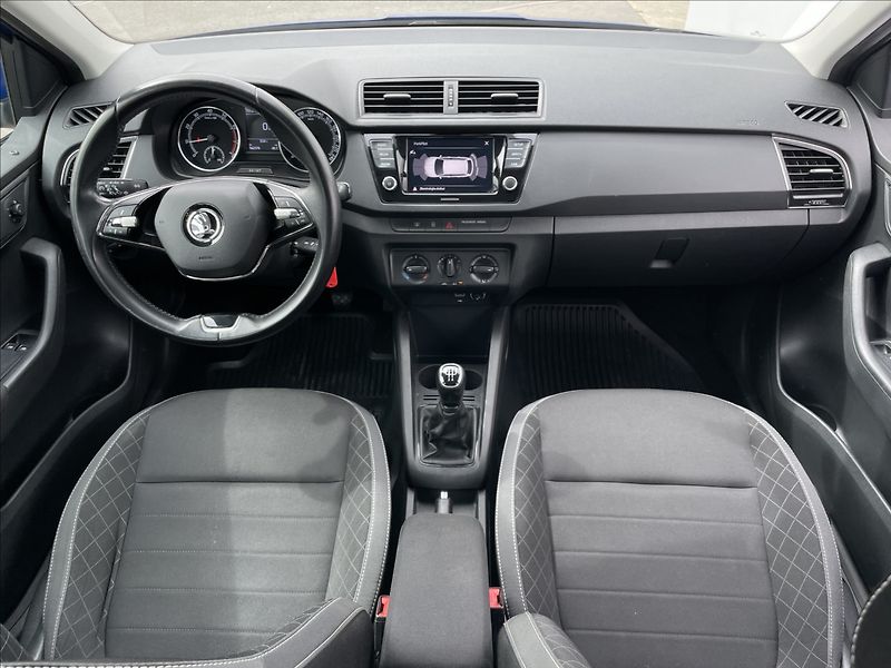 Škoda Fabia 1,0 TSI Ambition Plus PDC+AC - fotka 6 z 23