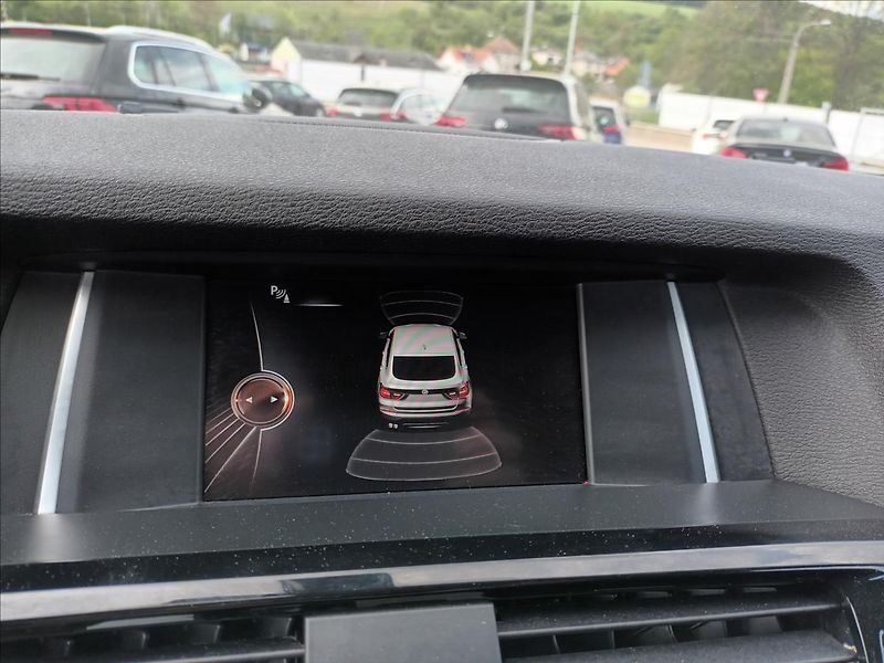 BMW X4 2,0 xDrive20d,MANUÁL,NAVI, - fotka 40 z 41