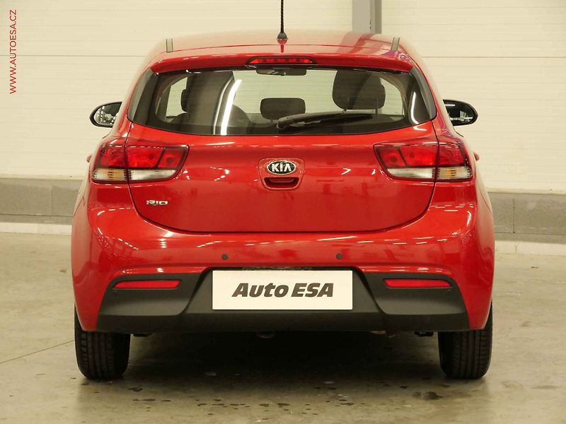 Kia Rio (2019) 1.2i, 2.maj,ČR, AC, park - fotka 5 z 22