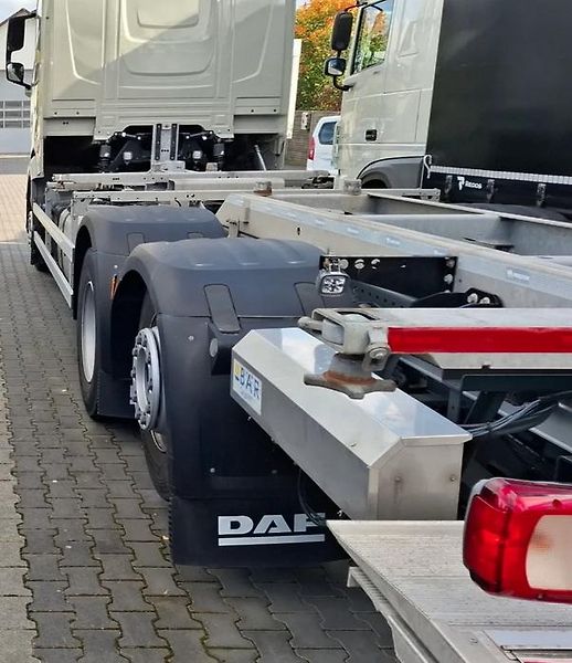 DAF XG (2024) 40 6x2 BDF EURO 6 - fotka 6 z 10