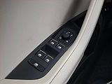 Škoda Karoq (2017) 1.6 TDI, Kůže, Navi, Tempomat - náhled 16
