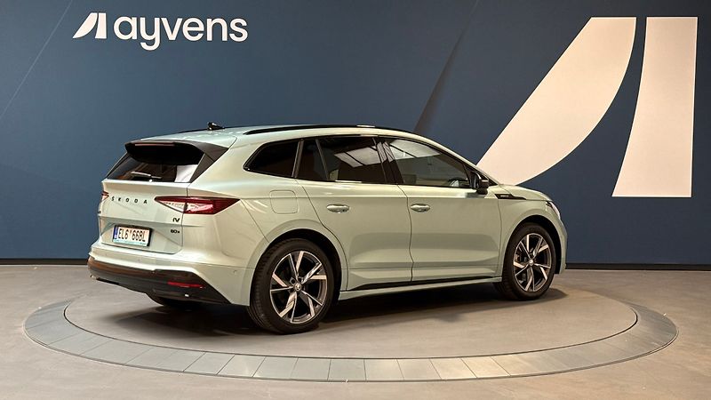 Škoda Enyaq 82 kWh 80x Sportline - fotka 2 z 16