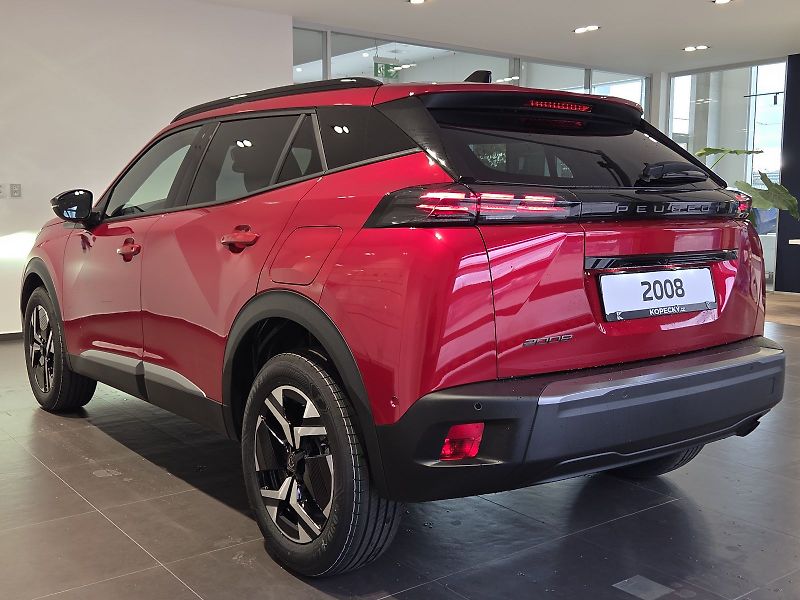 Peugeot 2008 (2026) ALLURE Hybrid 110 e-DCS6 - fotka 4 z 16