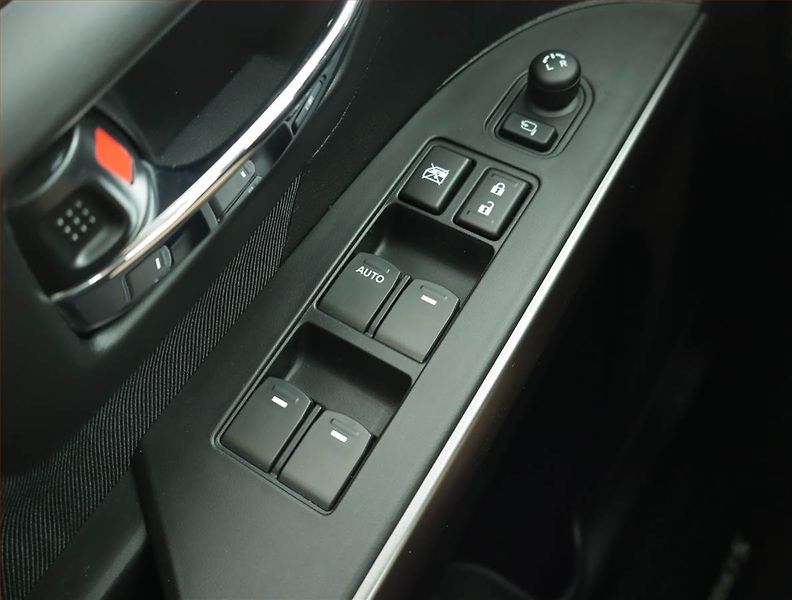 Suzuki SX4 S-Cross (2025) Premium 1.4 BoosterJet - fotka 15 z 15
