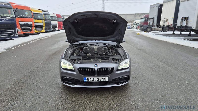 BMW Řada 6 650i XDRIVE 4,4i 330 kW - fotka 13 z 19
