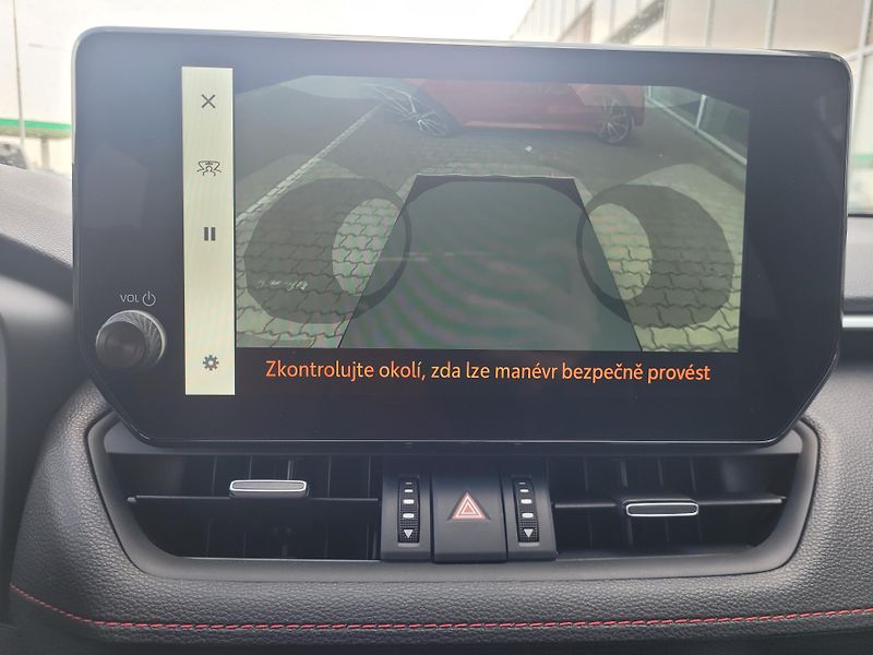 Toyota RAV4 (2025) PHEV - Executive JBL - fotka 11 z 16