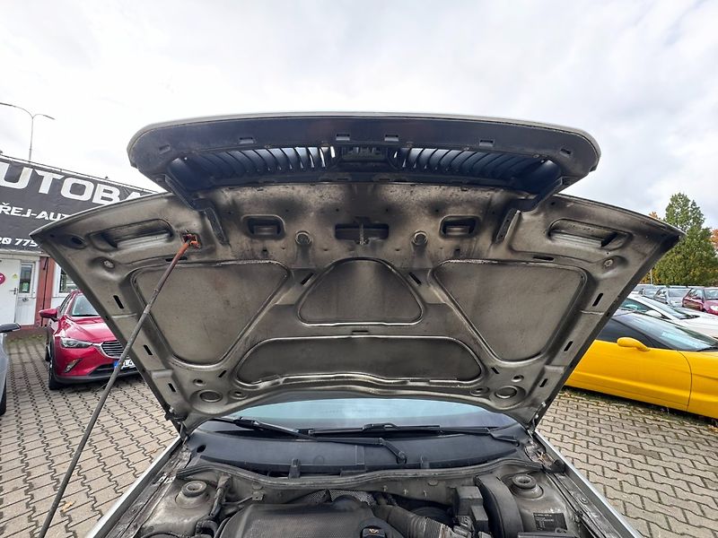 Škoda Octavia (2003) 1,6 MPI 75 KW KOLA 2. MAJ - fotka 41 z 44