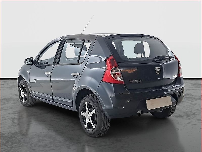 Dacia Sandero (2010) Ambiance 1.5 dCi, Serv.kniha - fotka 4 z 12