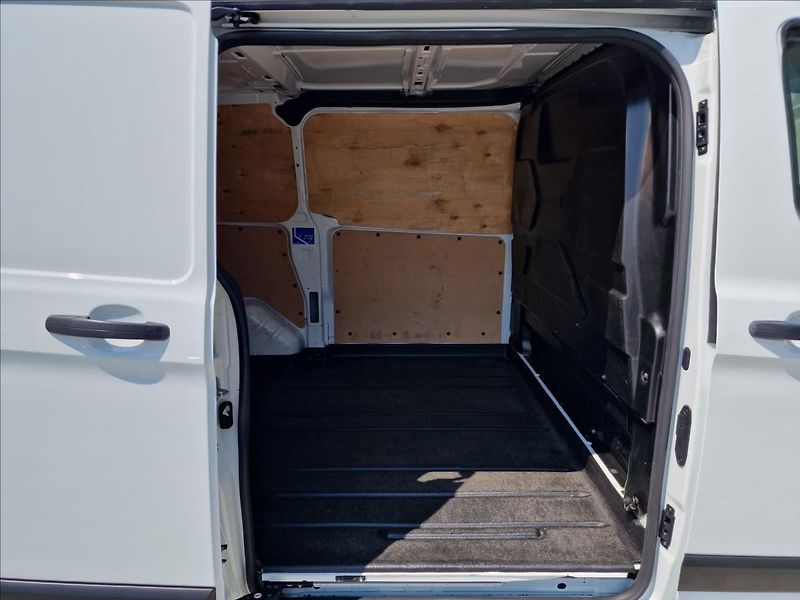 Ford Transit Custom 2.0TDCi Trend L1,ČR,1.Majitel - fotka 17 z 45