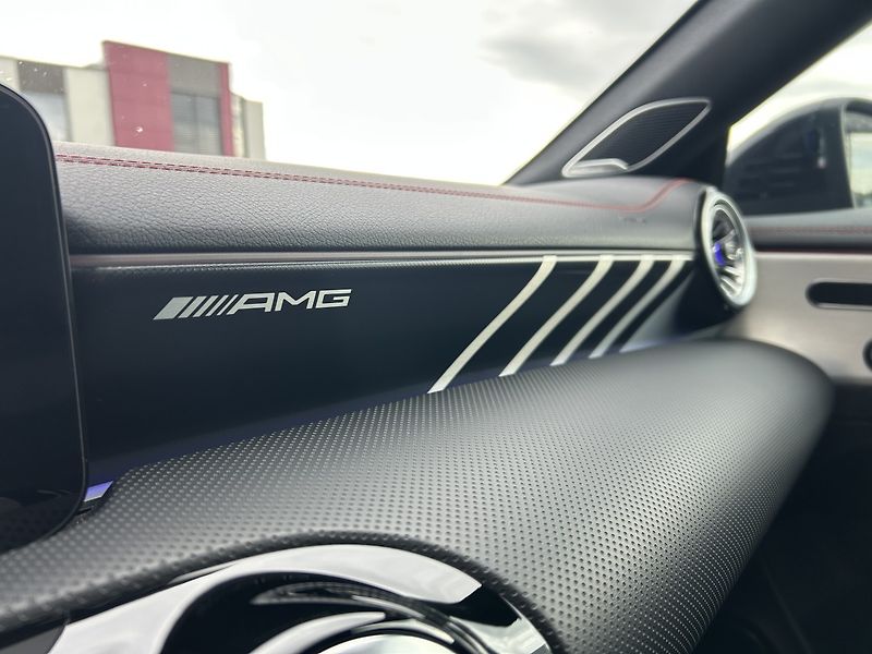 Mercedes-Benz CLA 45 S AMG 4MATIC+ Shooting Brak - fotka 26 z 32