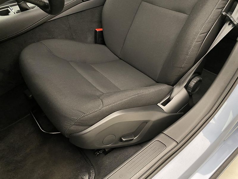 Volvo V90 D3 KINETIC REZERVACE - fotka 24 z 38