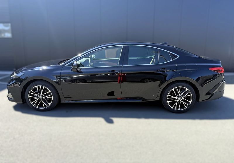 Toyota Camry Executive - fotka 2 z 8