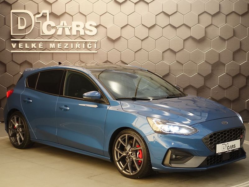 Ford Focus 2,0 ST Styling-Paket ZAMLUVENO - fotka 6 z 57