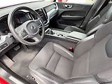 Volvo XC60 Momentum Pro B4 184kW - náhled 13
