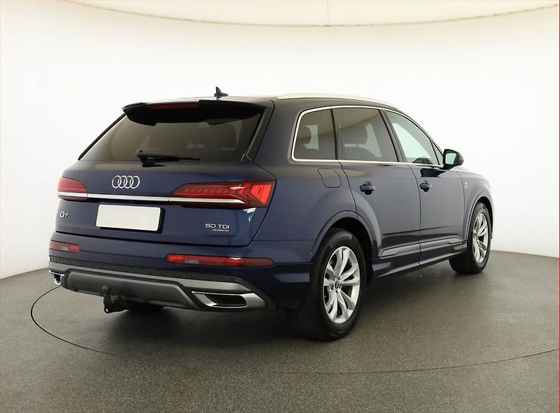 Audi Q7 (2021) 50 TDI - fotka 5 z 21