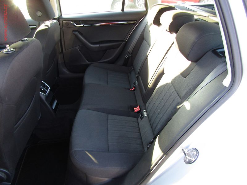 Škoda Octavia (2020) 1.6TDi, 2.maj,ČR, Style, LED - fotka 10 z 20