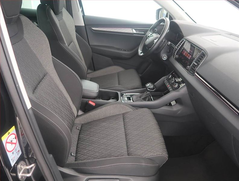 Škoda Karoq (2023) Style 2.0 TDI - fotka 9 z 16