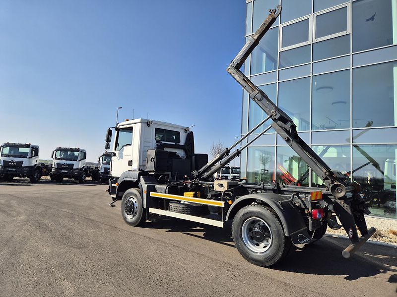MAN TGM 18.290 4x4 ČTYŘKOLKA KONTEJNER - fotka 29 z 31