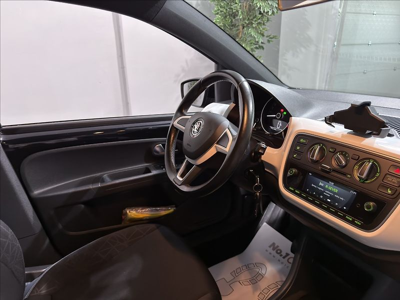 Škoda Citigo 1,0   MPI FUN AUTOMAT VÝHŘEV - fotka 21 z 32