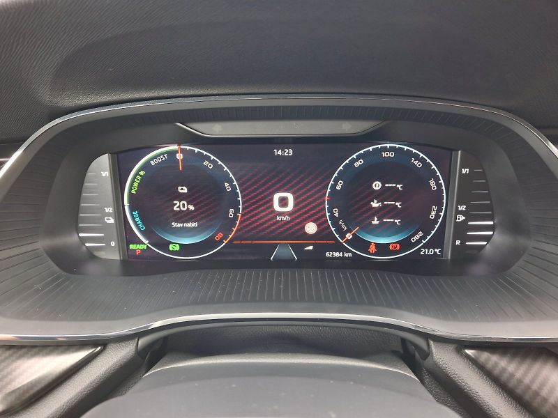 Škoda Octavia (2020) iV RS DSG 1,4TSi 180kW - fotka 16 z 35