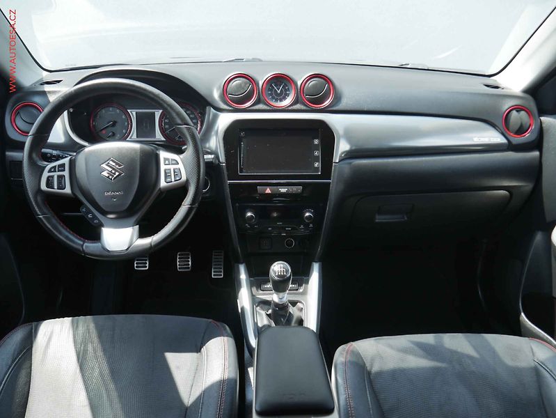 Suzuki Vitara (2016) 1.4 BoosterJet 4x4, ČR, AC - fotka 8 z 15