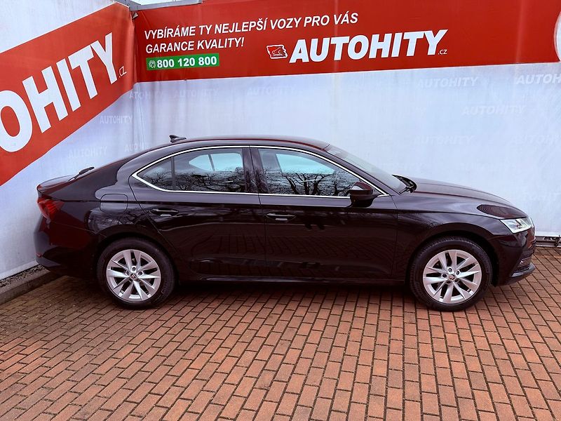 Škoda Octavia 2.0 TDi Style, ČR, 1.Maj, Serv - fotka 6 z 33