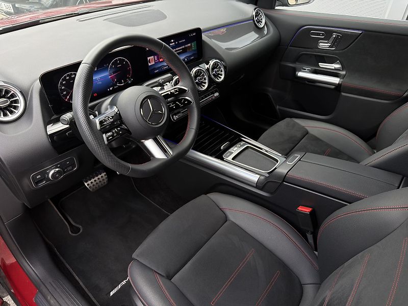 Mercedes-Benz GLA 200 d 4M AMG - fotka 9 z 27