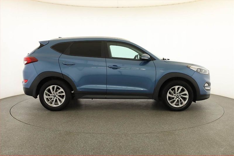 Hyundai Tucson (2017) 1.7 CRDi, Serv.kniha, Navi - fotka 6 z 18