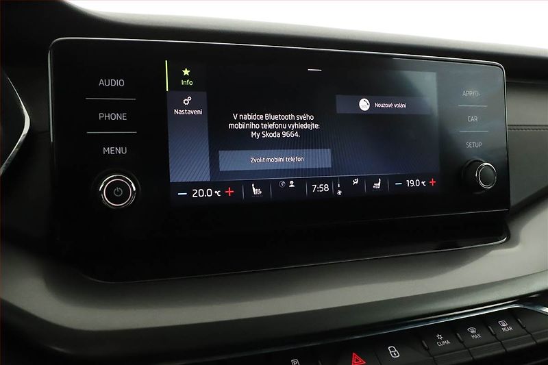 Škoda Octavia (2020) 1.5 TSI, ČR,1.maj, Tempomat - fotka 16 z 21
