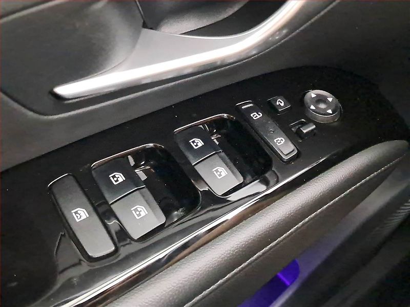 Hyundai Tucson (2022) 1.6 T-GDI - fotka 16 z 19